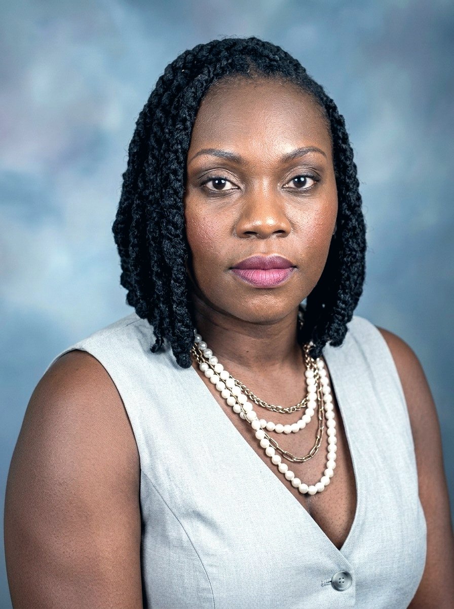 Dr. Ezangono Ndo Bayolo